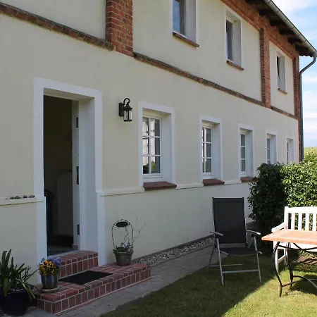 Contemporary In With Terrace And Garden * Steffenshagen